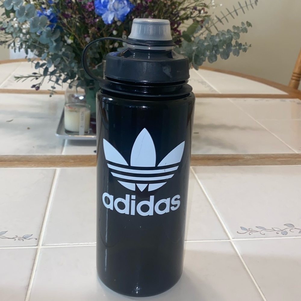 ADIDAS Water Bottle Black with white logo Plastic 24oz.